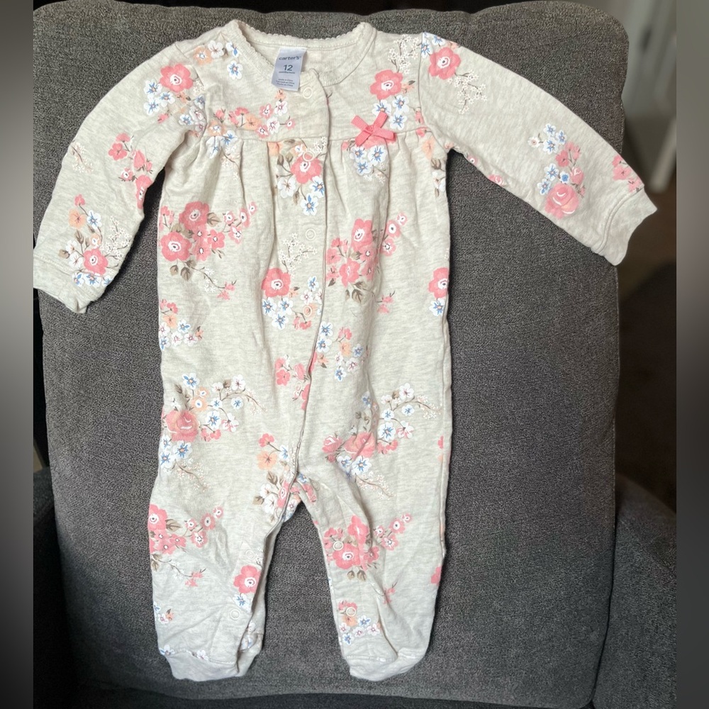 Carter’s Baby 🌸 Button-up Bodysuit